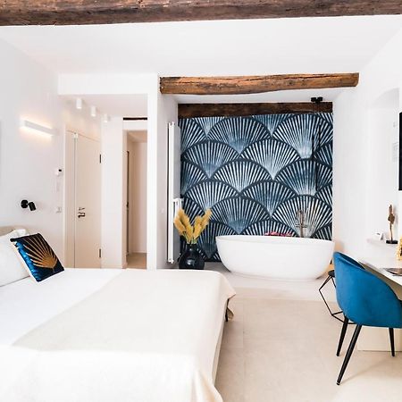 Mada Charm Apartments Piazza Vernazza Bagian luar foto
